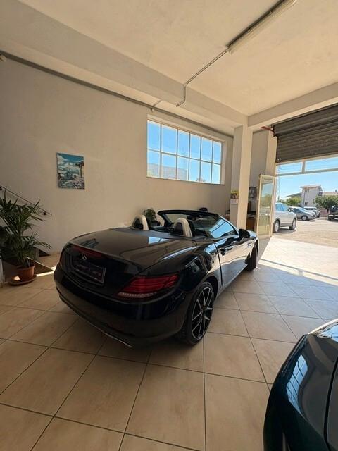 Mercedes-benz SLC 250 d AMG line