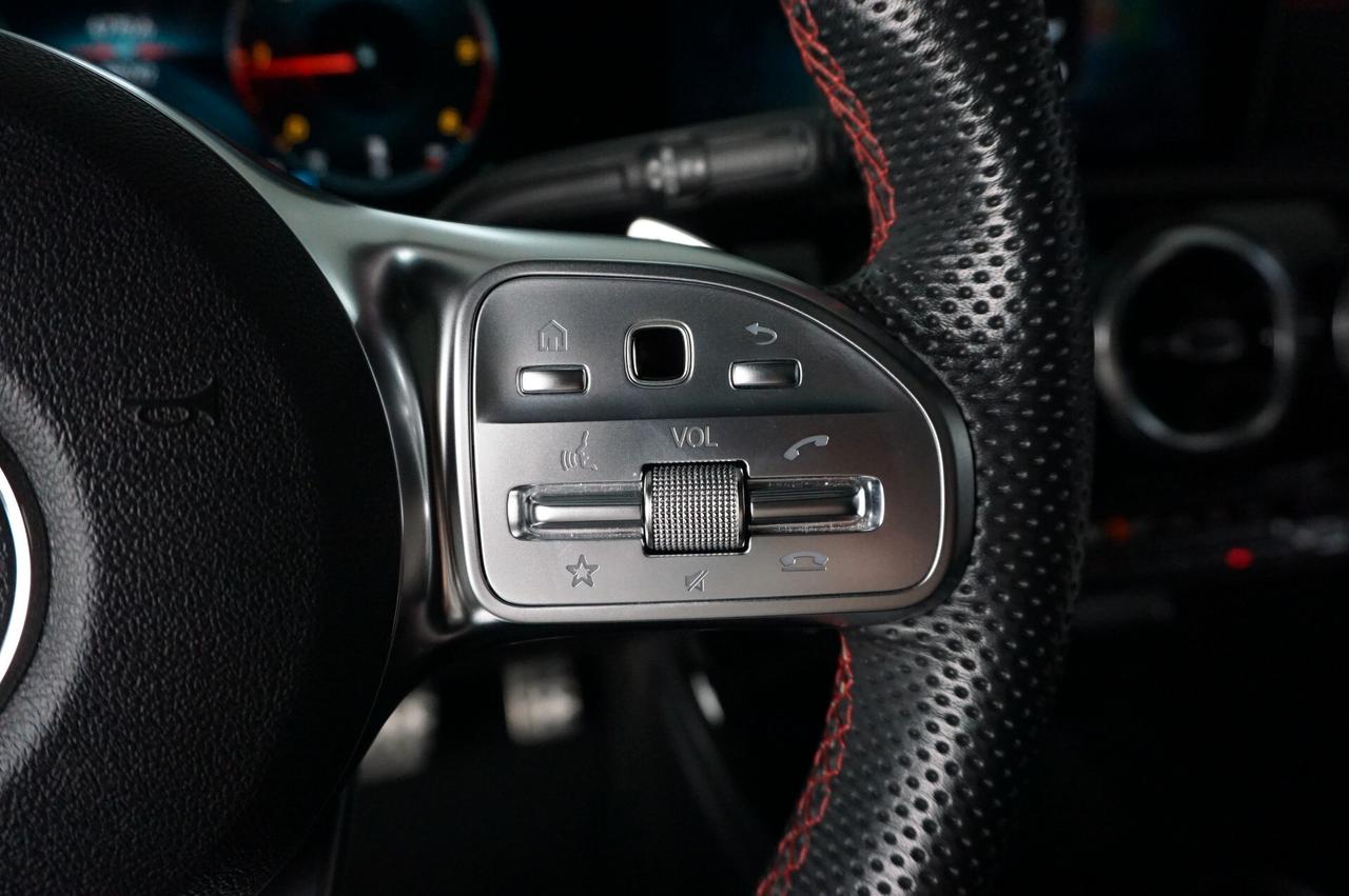 Mercedes-benz A 180 d Automatic Premium Plus