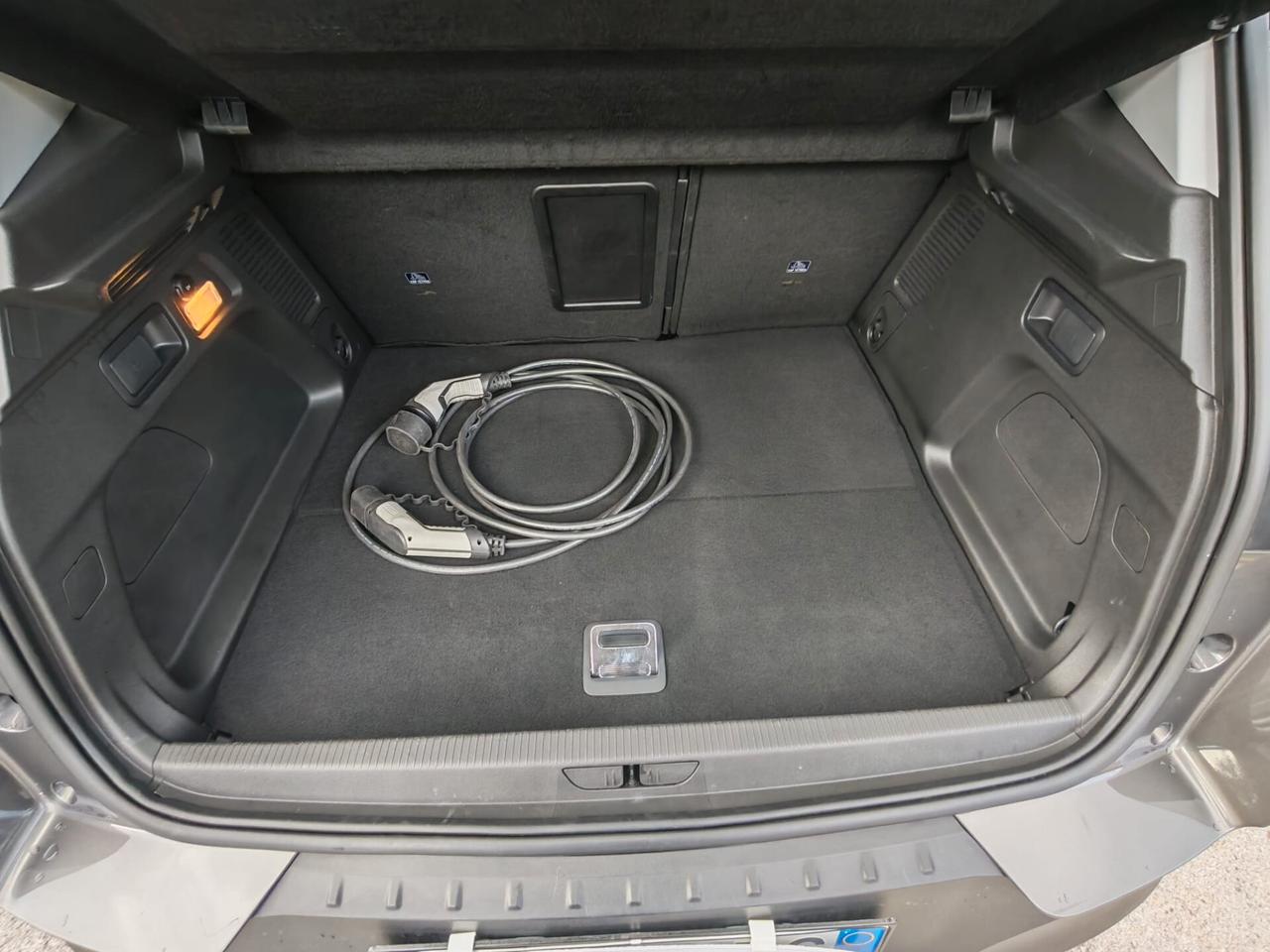 Opel Grandland X 1.6 phev Elegance awd auto