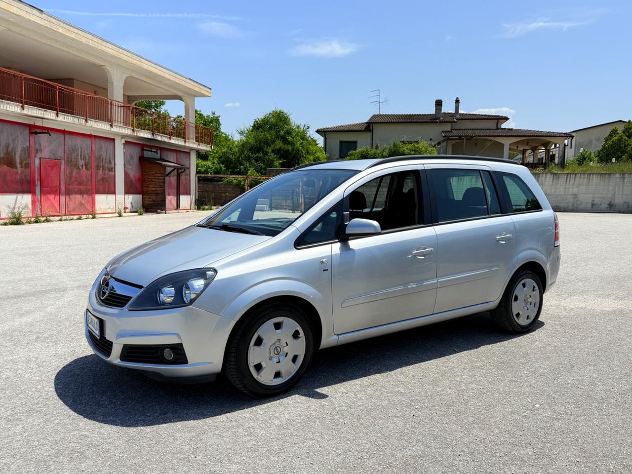 Opel Zafira 1.6 16V ecoM 94CV Cosmo