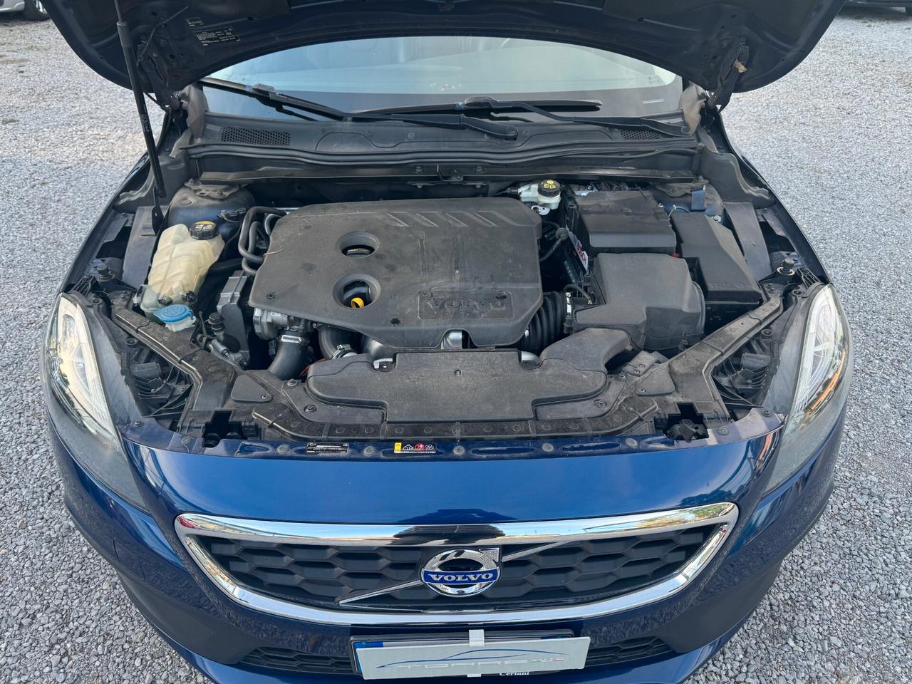 Volvo V40 Cross Country D2 Ocean Race