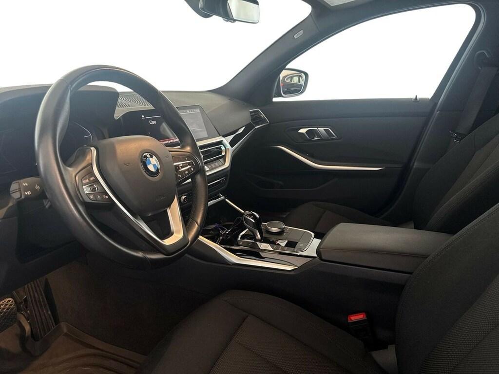 BMW Serie 3 Touring 318 d Mild Hybrid 48V Business Advantage Steptronic
