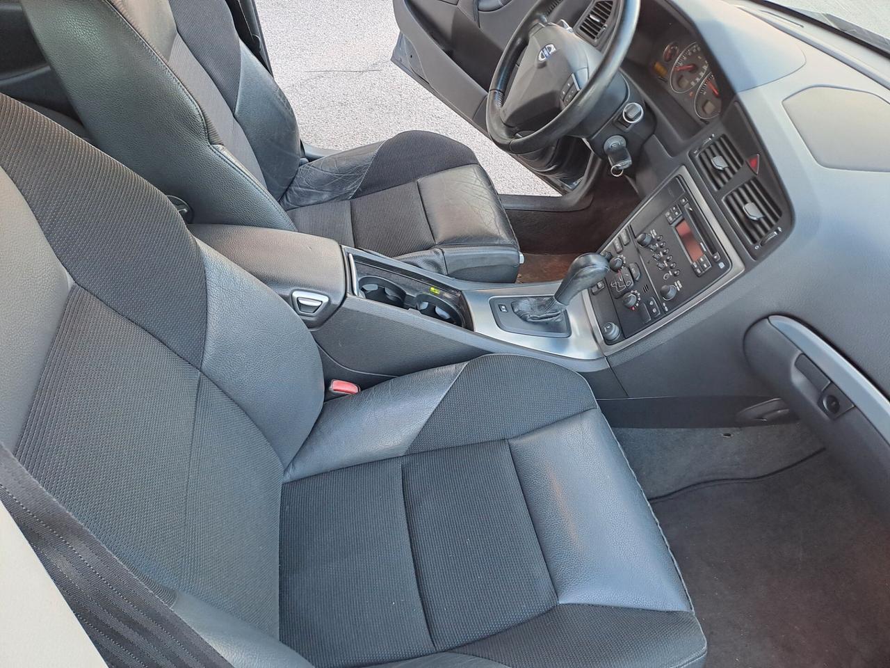 Volvo S60 2.4 D5 Style
