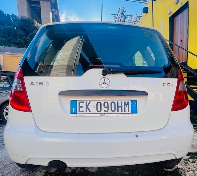 Mercedes-benz A 160 CDI BlueEFFICIENCY Avantgarde