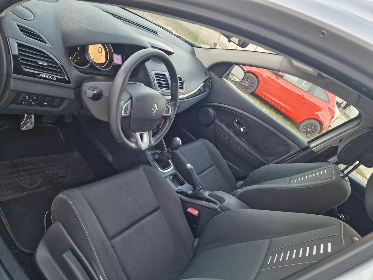 Renault Mégane 1.5 dCi 110CV SporTour Attractive