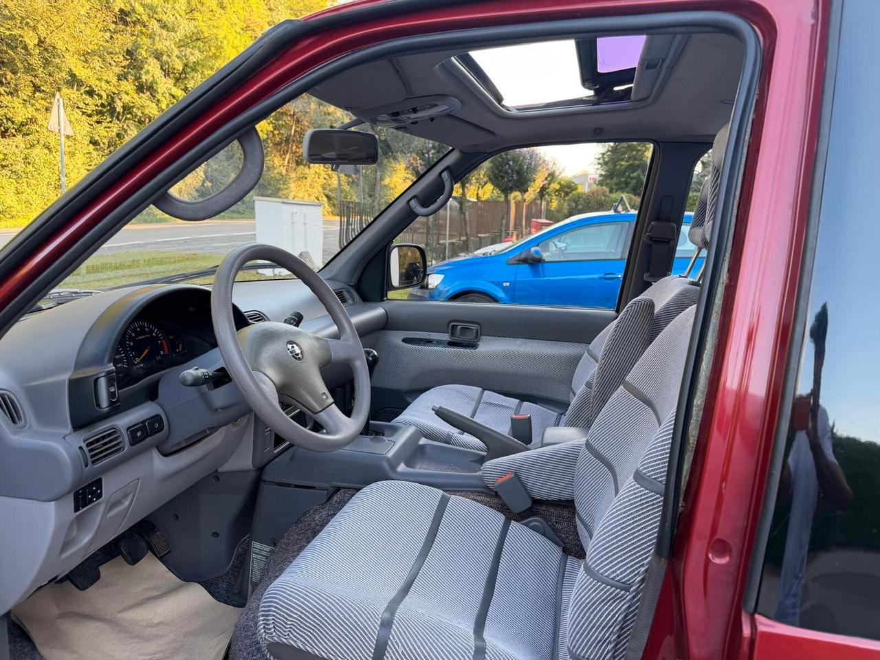 Nissan Serena 2.0i 16V cat 5 porte SLX