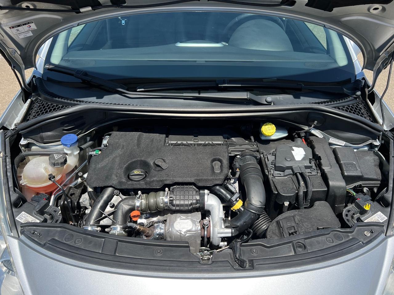 Peugeot 207 1.6 8V HDi 93CV SW Allure - 2011