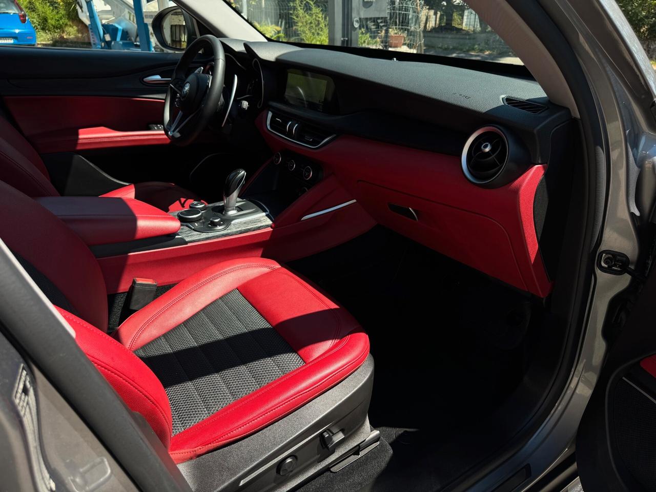Alfa Romeo Stelvio 2.2 Turbodiesel 210 CV AT8 Q4 Executive