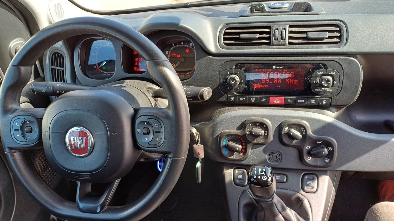 Fiat Panda 0.9 TwinAir Turbo Natural Power Lounge 2018 FULL