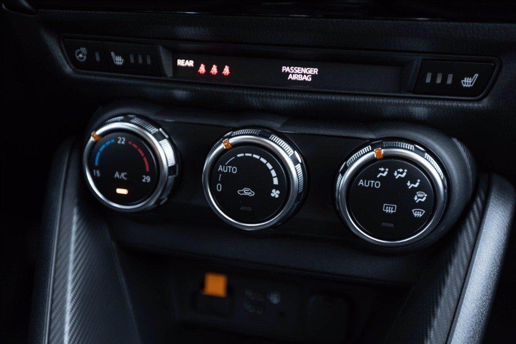 MAZDA 2 1.5 m-hybrid Homura 90cv del 2023