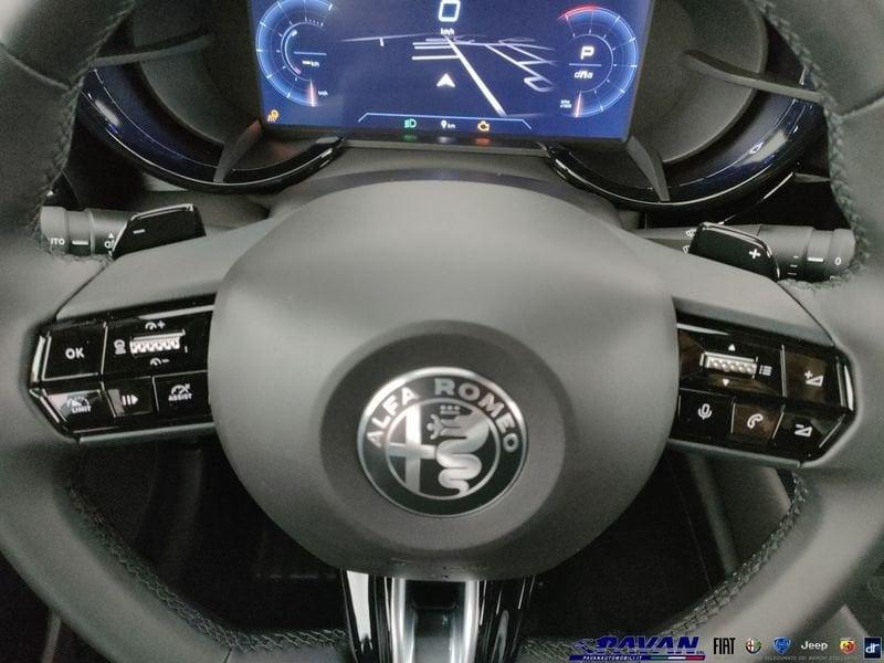 Alfa Romeo Junior Hybrid 145cv TECHNO Speciale