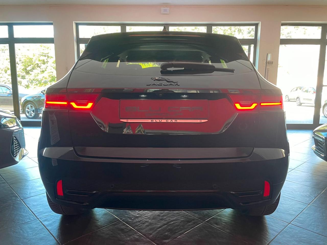 JAGUAR E-PACE 2.0d MHEV 163cv R-DYNAMIC S