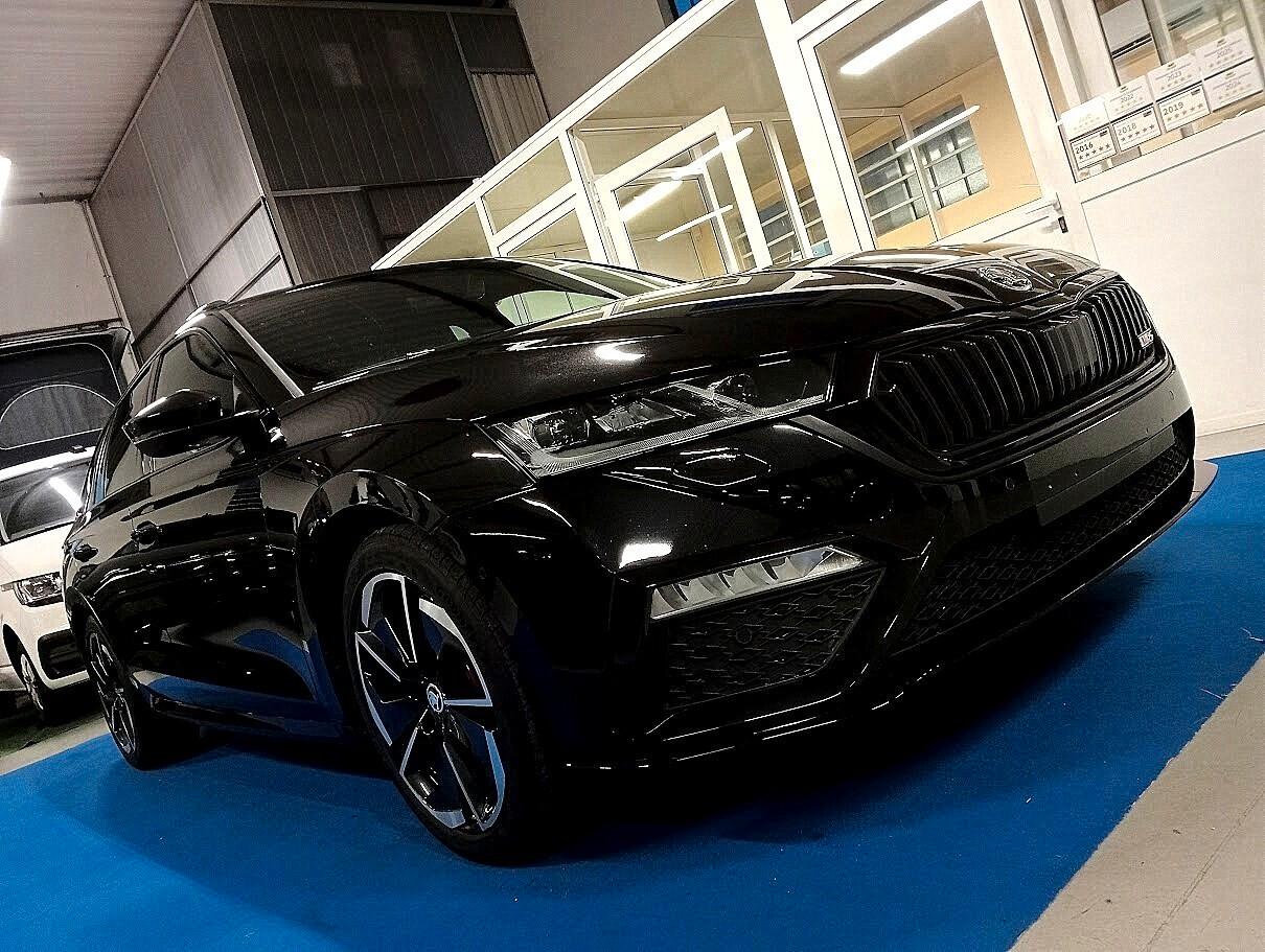 Skoda Octavia 2.0 TDI 200CV RS 4x4 PACK BLACK APP IVA ESPOSTA