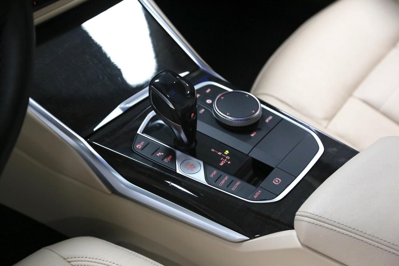 BMW 320d Touring Luxury auto