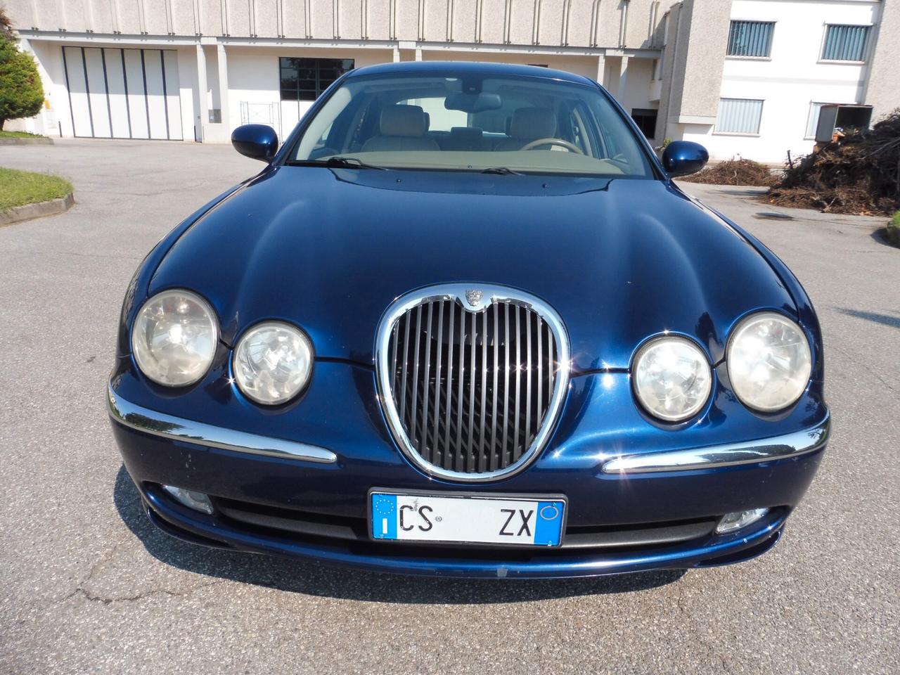 Jaguar S-Type 2.5 V6 Executive