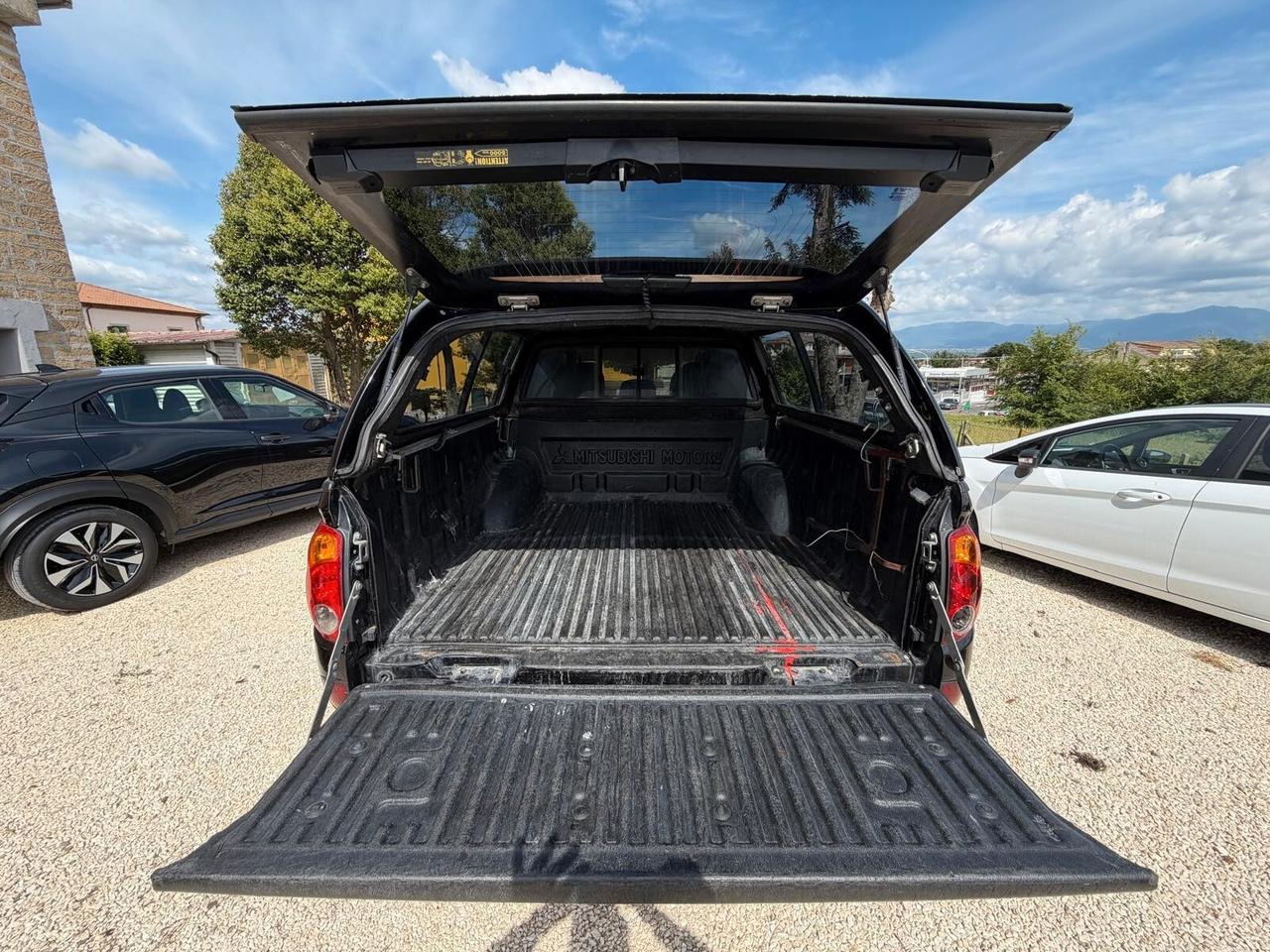 Mitsubishi L200 Gancio Traino Perfetto Full Optional