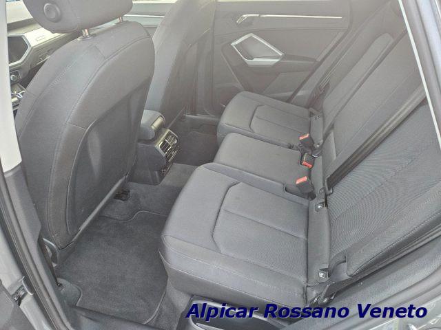 AUDI Q3 45 TFSI quattro S tronic Business sport