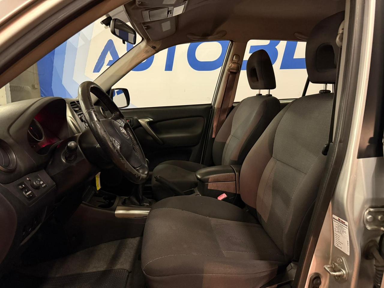 Toyota Rav4 5p 2.0 d-4d 16v sol fl