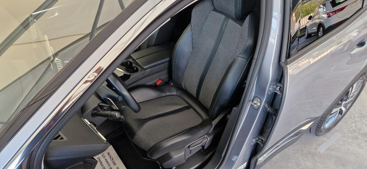 Peugeot 3008 BlueHDi 130cv EAT8 GT Pack