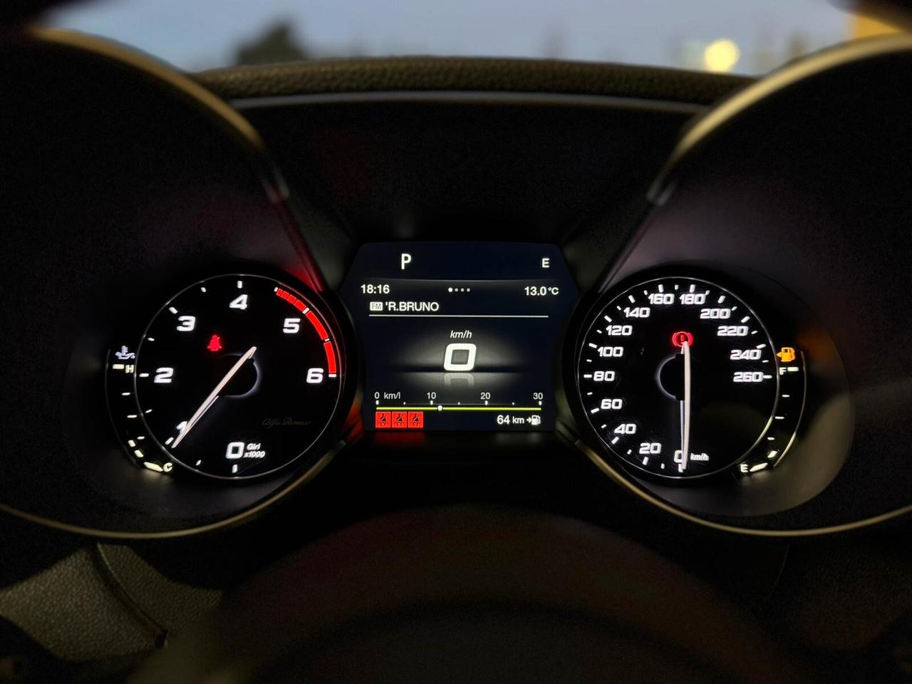 Alfa Romeo Giulia 2.2 Turbodiesel 210 CV AT8 AWD Q4 Veloce