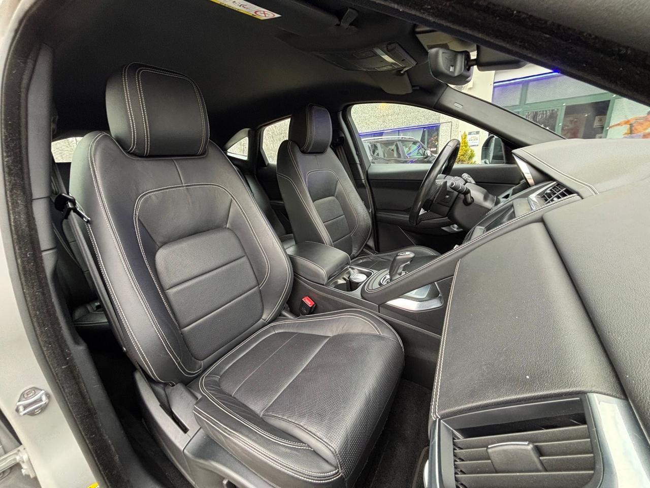 Jaguar E-Pace 2.0 249 CV AWD aut. R-Dynamic HSE