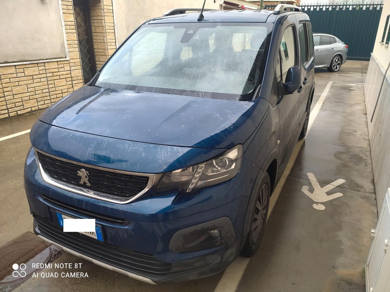 Peugeot Rifter BlueHDi 100 S&S Allure Standard MIX Autocarro 5 posti