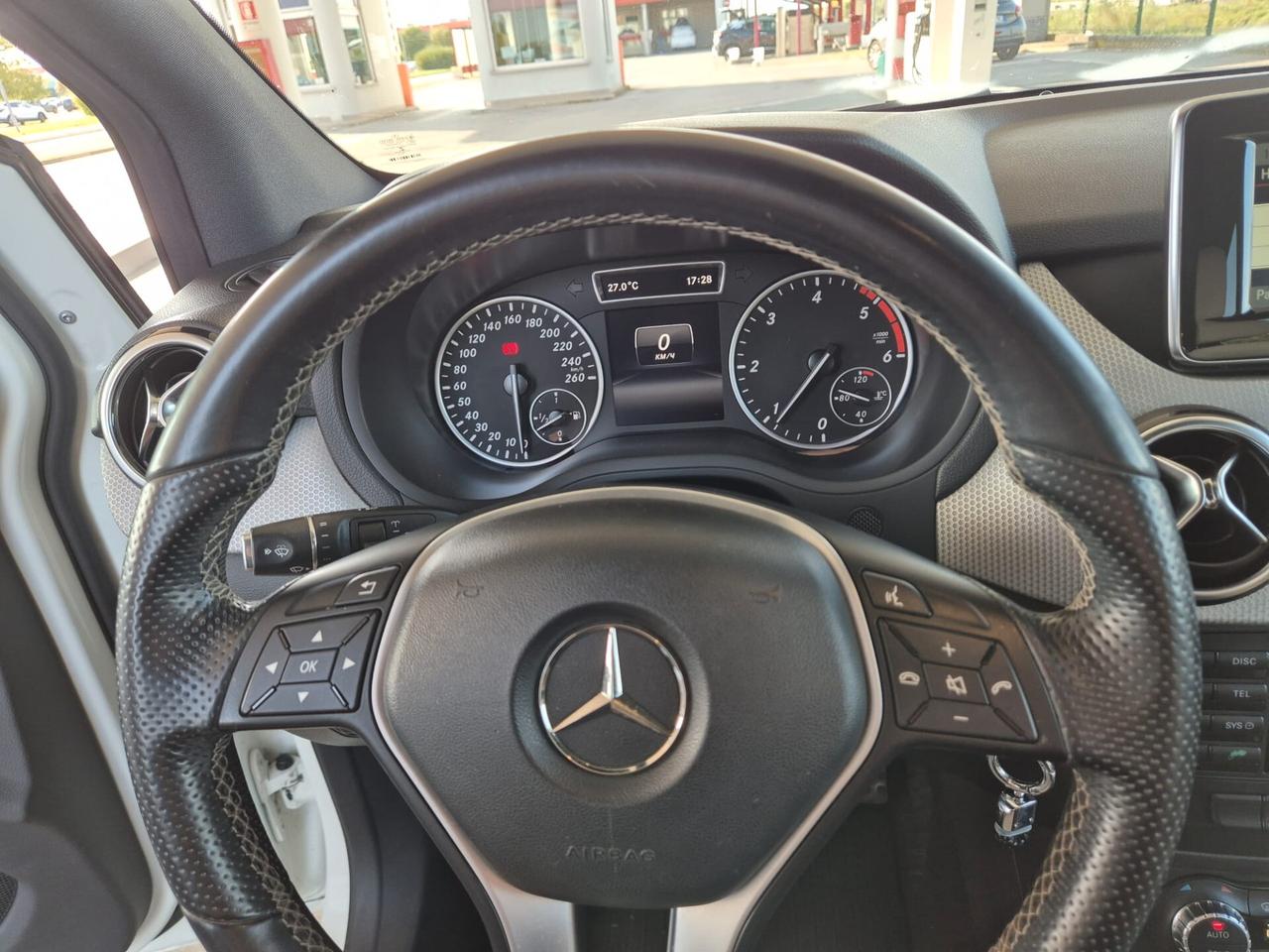Mercedes-benz B 180 d Premium