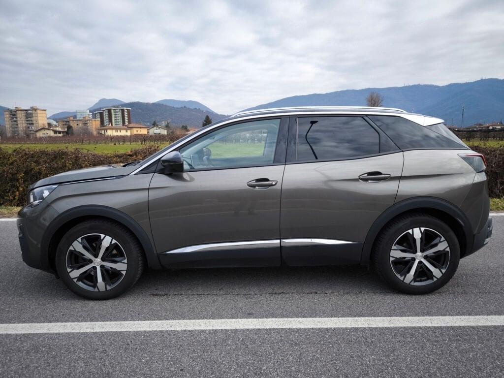 PEUGEOT 3008 1,6 BLUEHDI GT LINE – CAMBIO AUTOMATICO