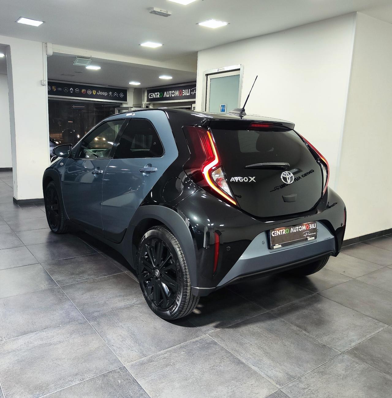 Toyota Aygo X 1.0 72 CV 5 porte JBL Special Edition UNICO PROPRIETARIO