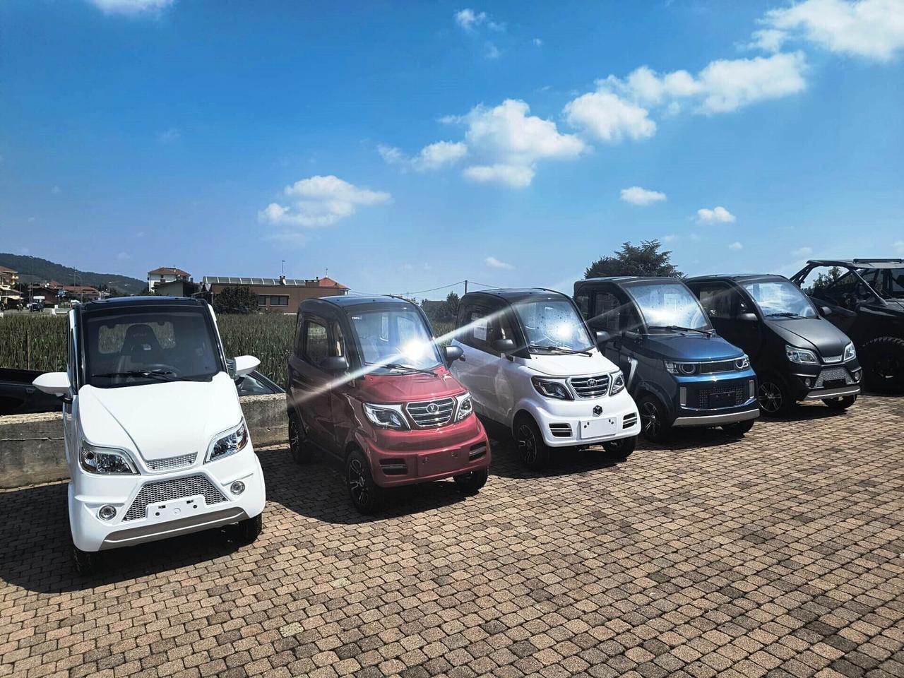 AUTO ANZIANI SENZA PATENTE SENZA PATENTINO