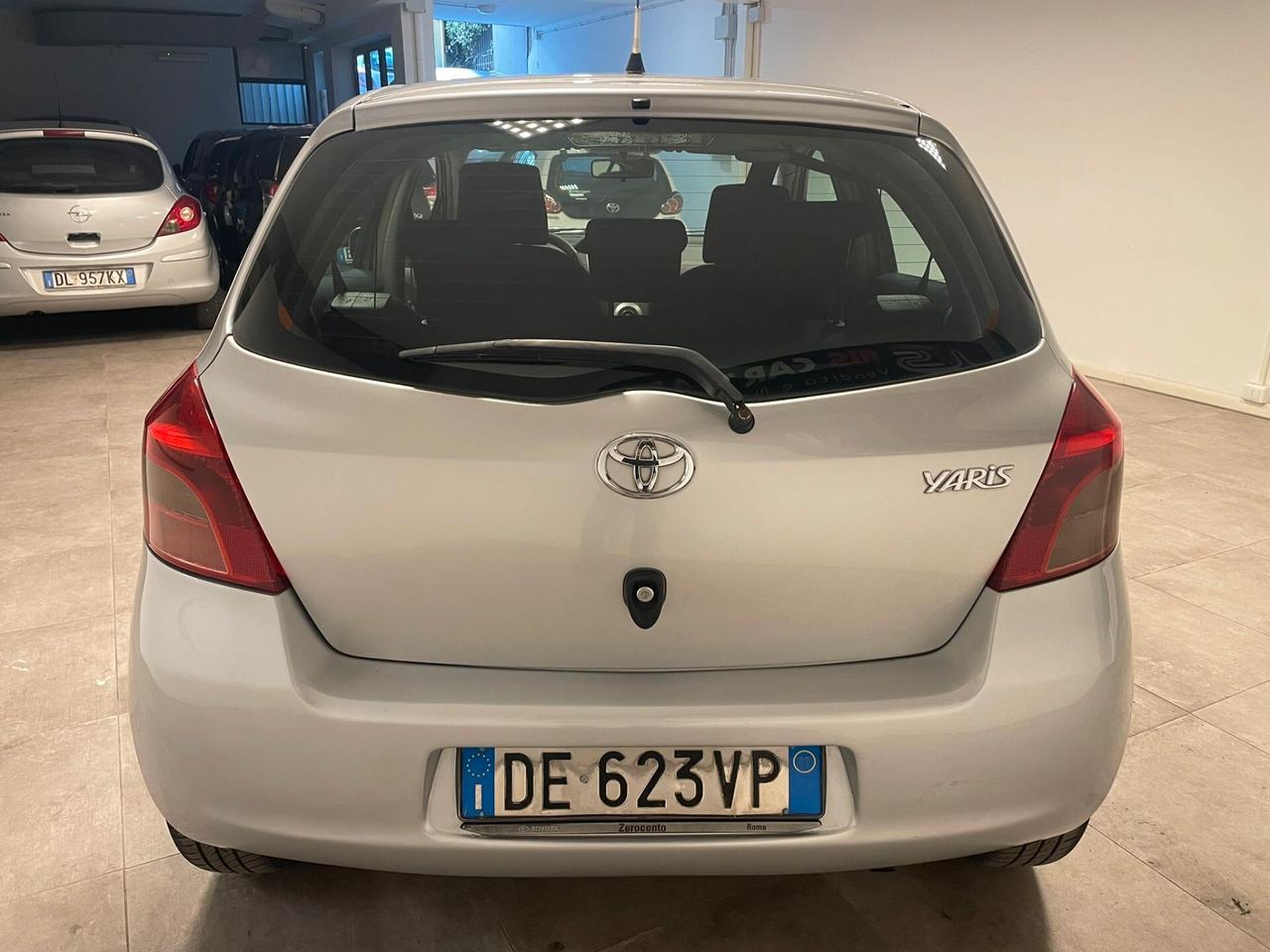 Toyota Yaris 1.0 NEOPATENTATI