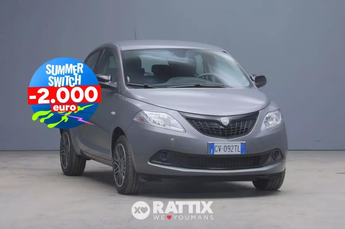 Lancia Ypsilon 1.0 Firefly Hybrid 70CV Silver