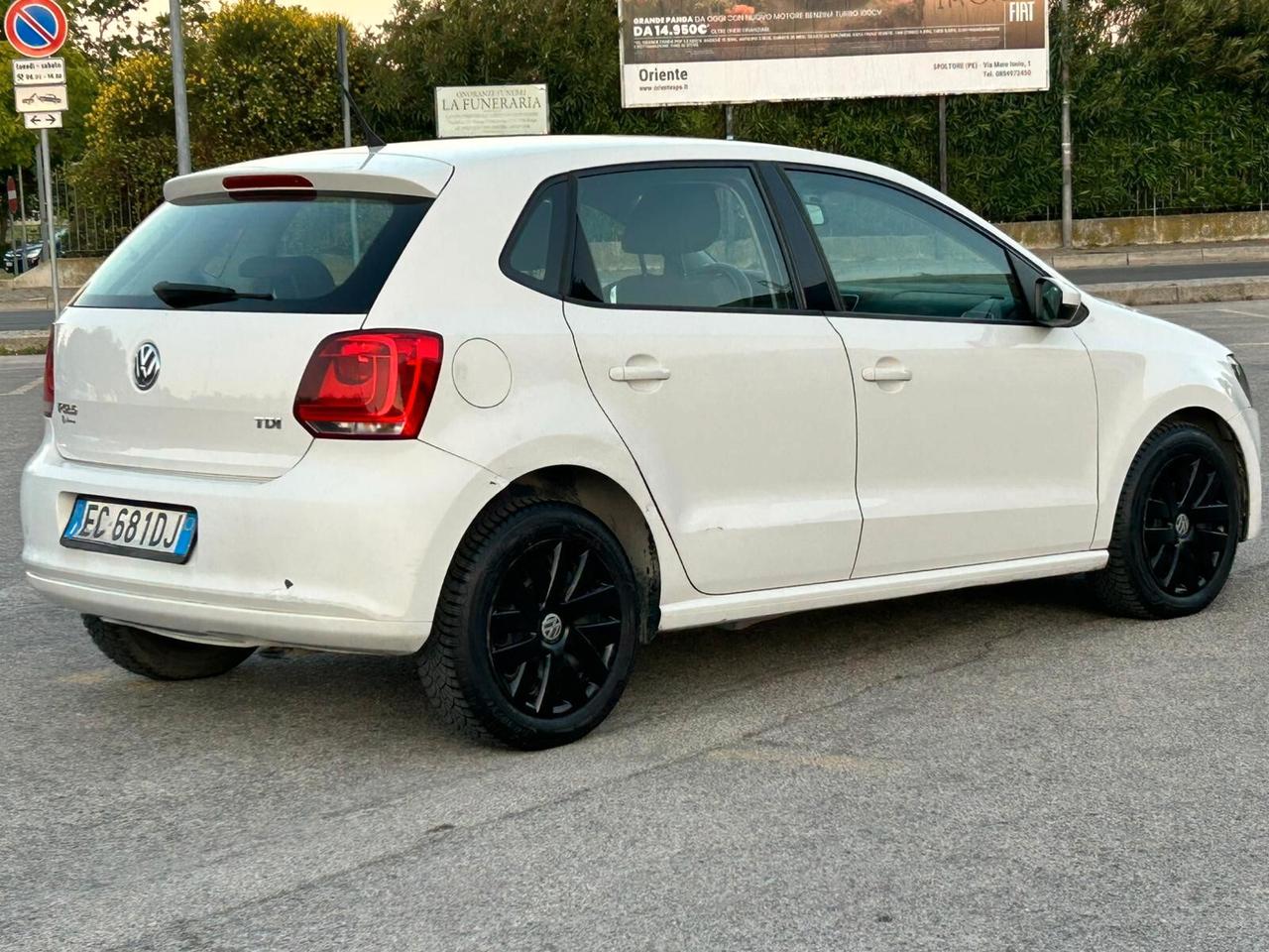 Volkswagen Polo 1.6 TDI 5 porte *GARANZIA 12 MESI*