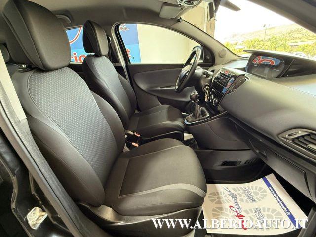LANCIA Ypsilon 1.2 69 CV 5 porte GPL Ecochic Gold