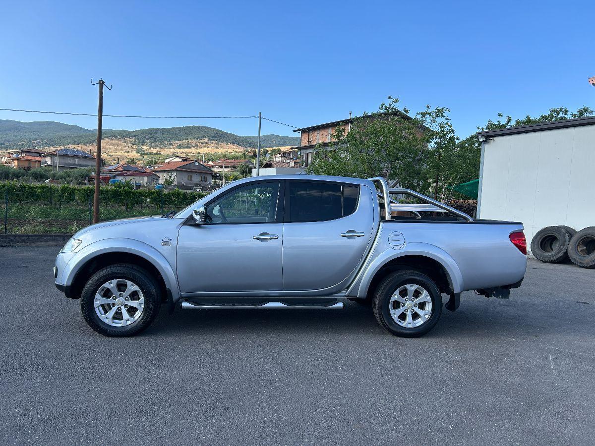 MITSUBISHI - L200 2.5 DI-D/178CV DC Intense Plus