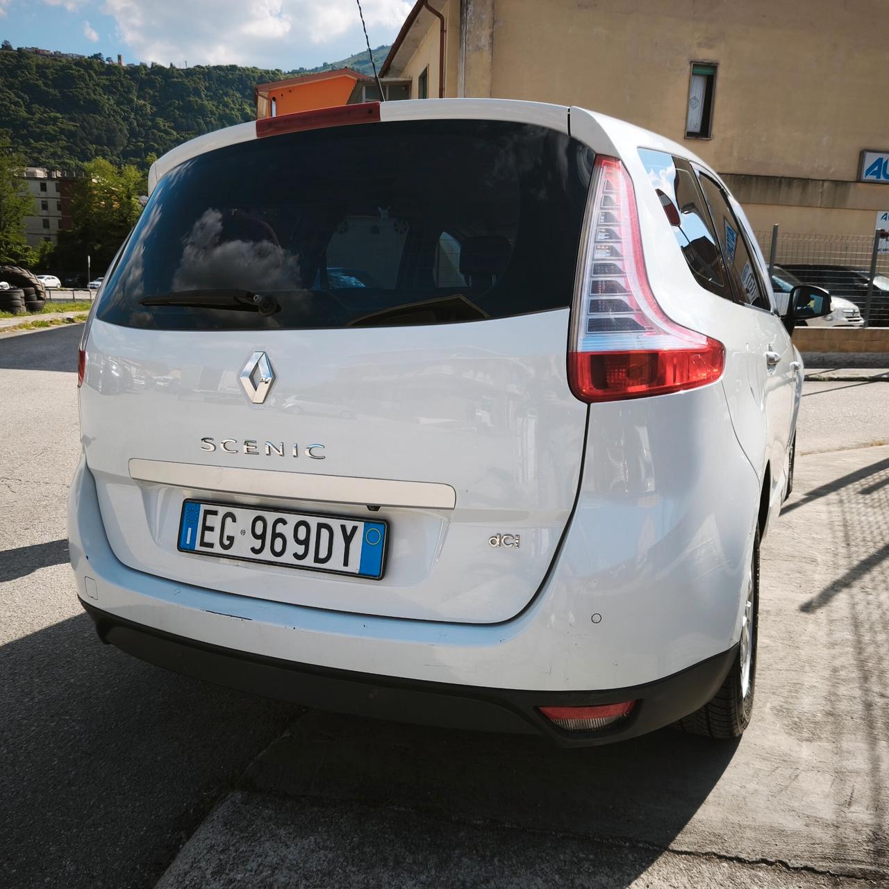 Renault Scenic Scénic 1.9 dCi 130CV Luxe 7 posti