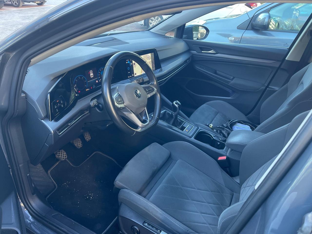 Volkswagen Golf 2.0 TDI SCR Style SI NEOPATENTATI