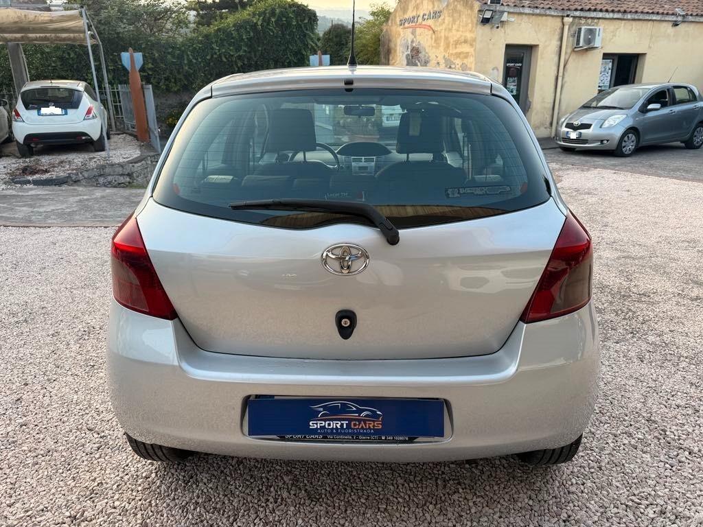 Toyota Yaris 1.4 D-4D 5 porte Sol
