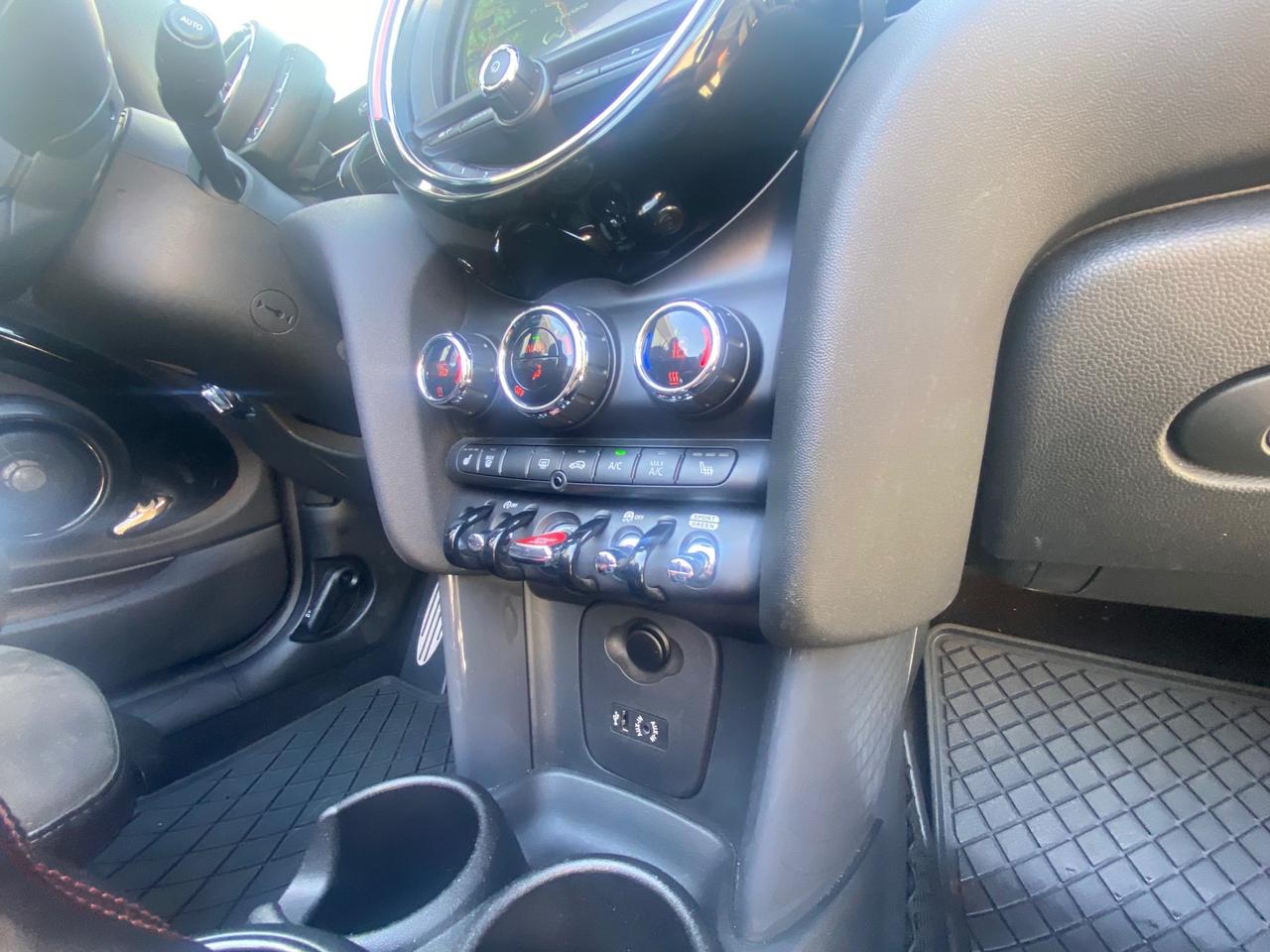 Mini Cooper D Cabrio 1.5 boost 116cv **Pack John Cooper Works**