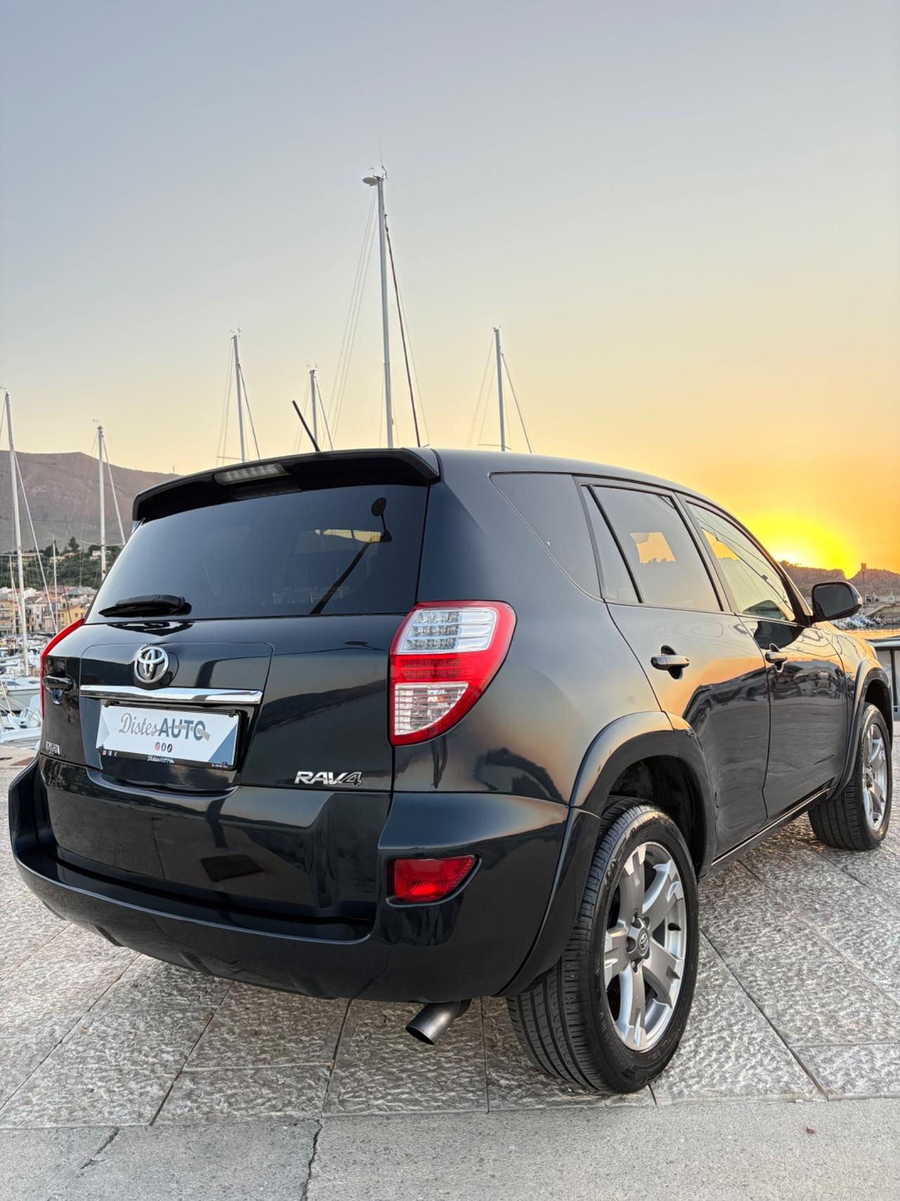 Toyota RAV 4 2.2 D-4D 150 CV PERFETTA