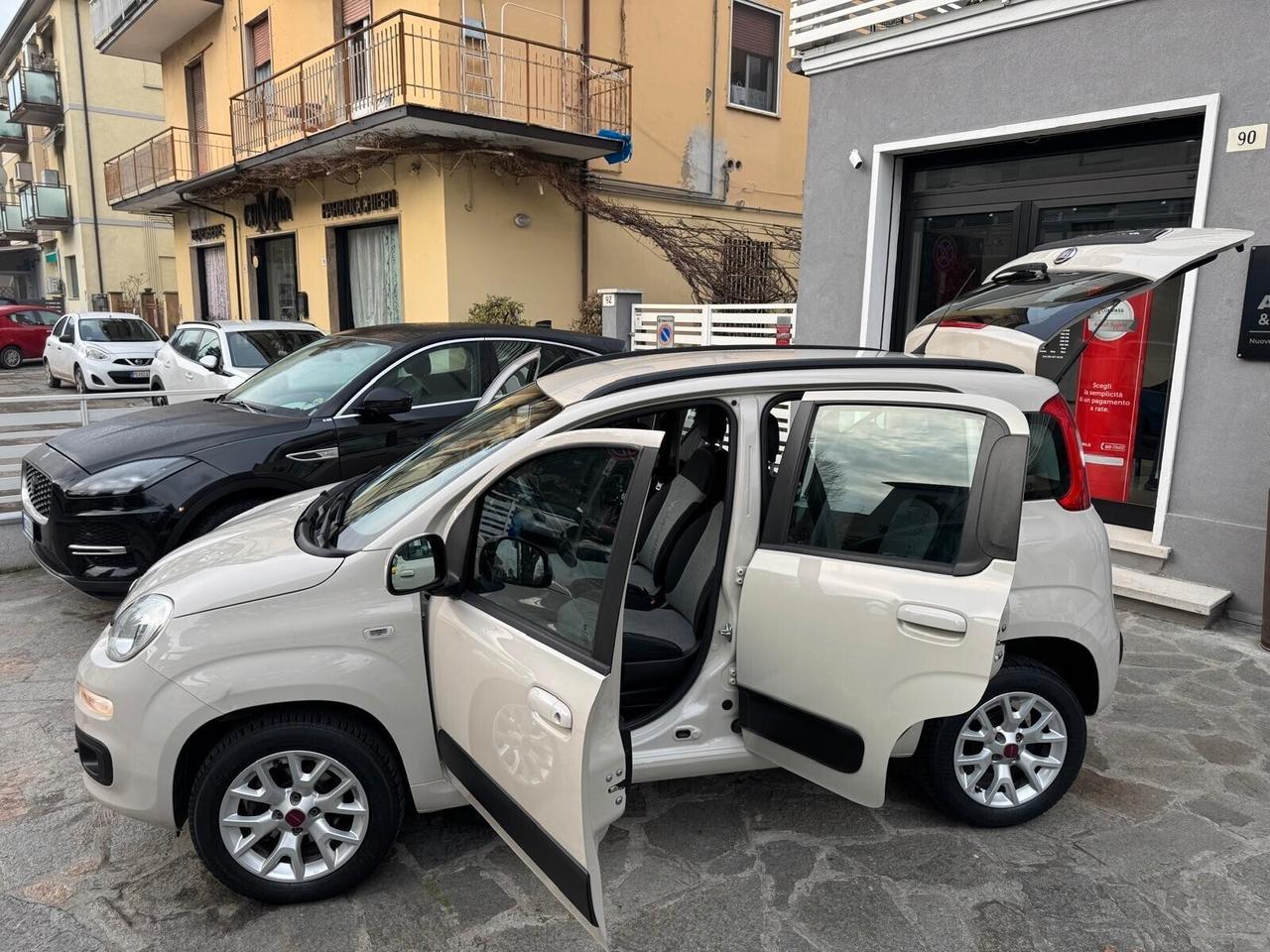 FIAT PANDA 0.9 TwinAir Turbo NPower LOUNGE METANO NEOP.