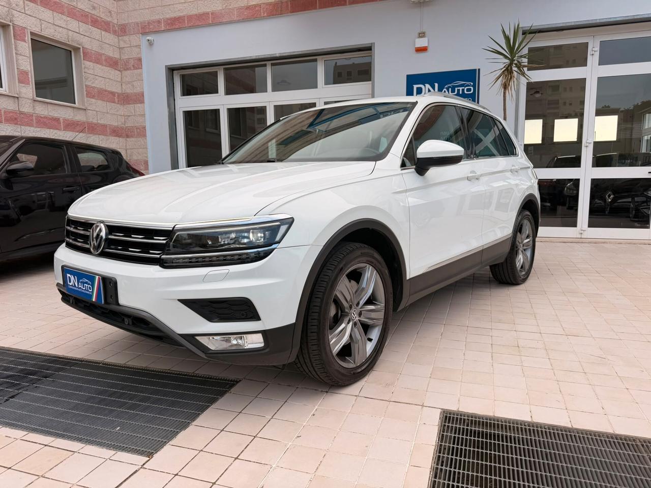 Volkswagen Tiguan 2.0 TDI SCR DSG 4MOTION Executive BMT