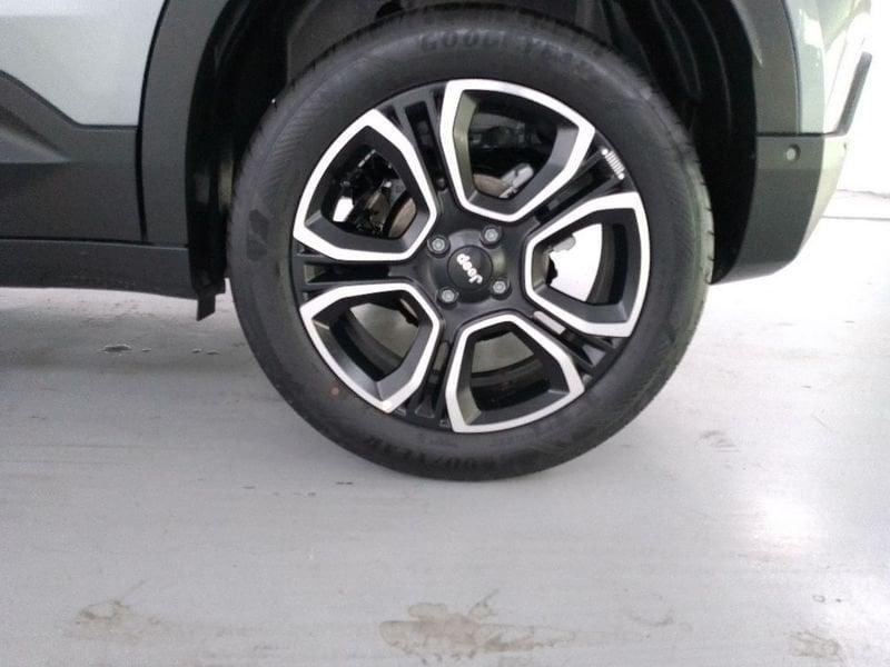 Jeep Avenger 1.2 turbo e-hybrid mhev Summit fwd 110cv edct6
