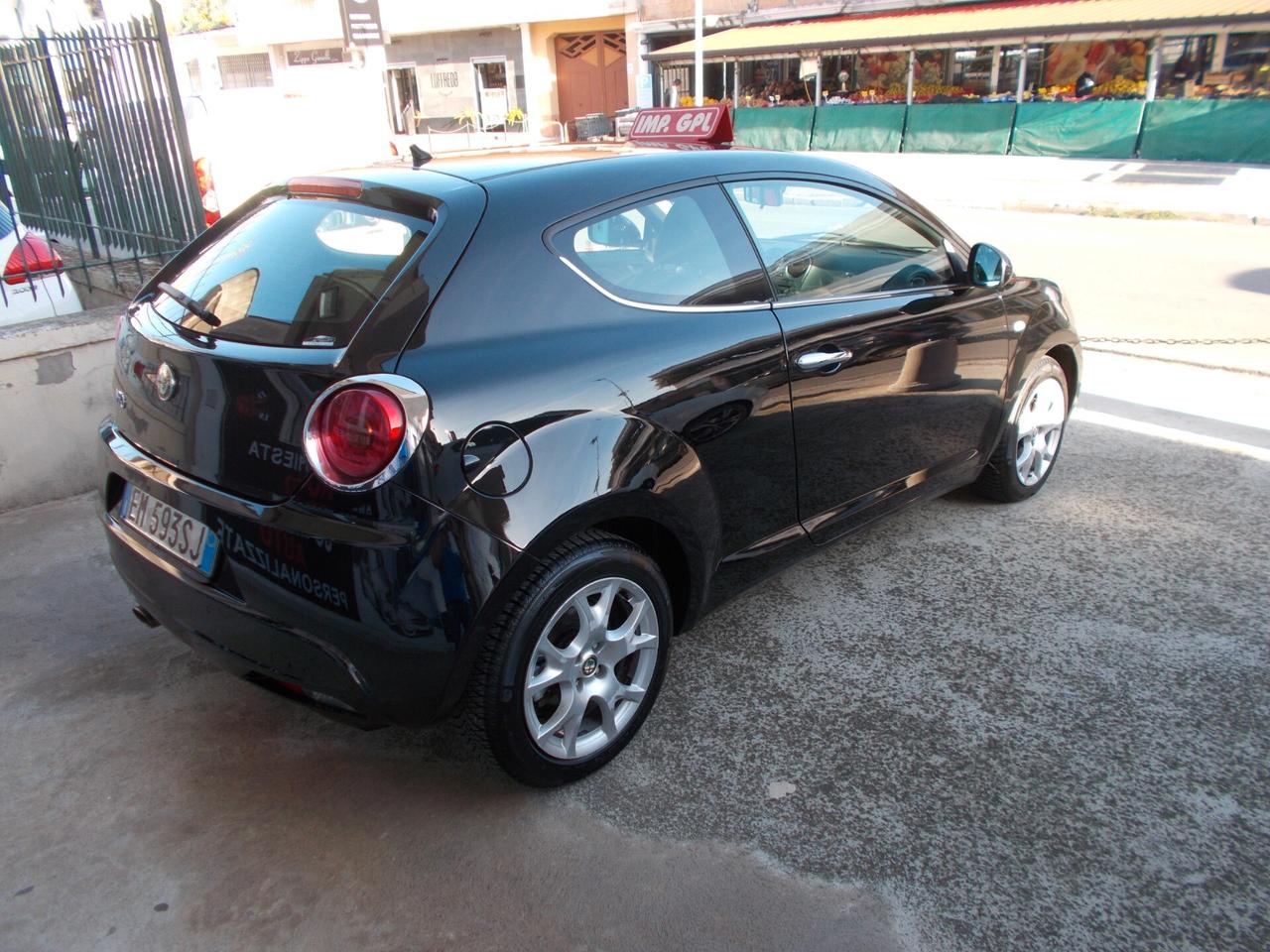 Alfa Romeo MiTo 1.4 T 120 CV GPL Distinctive Sport Pack