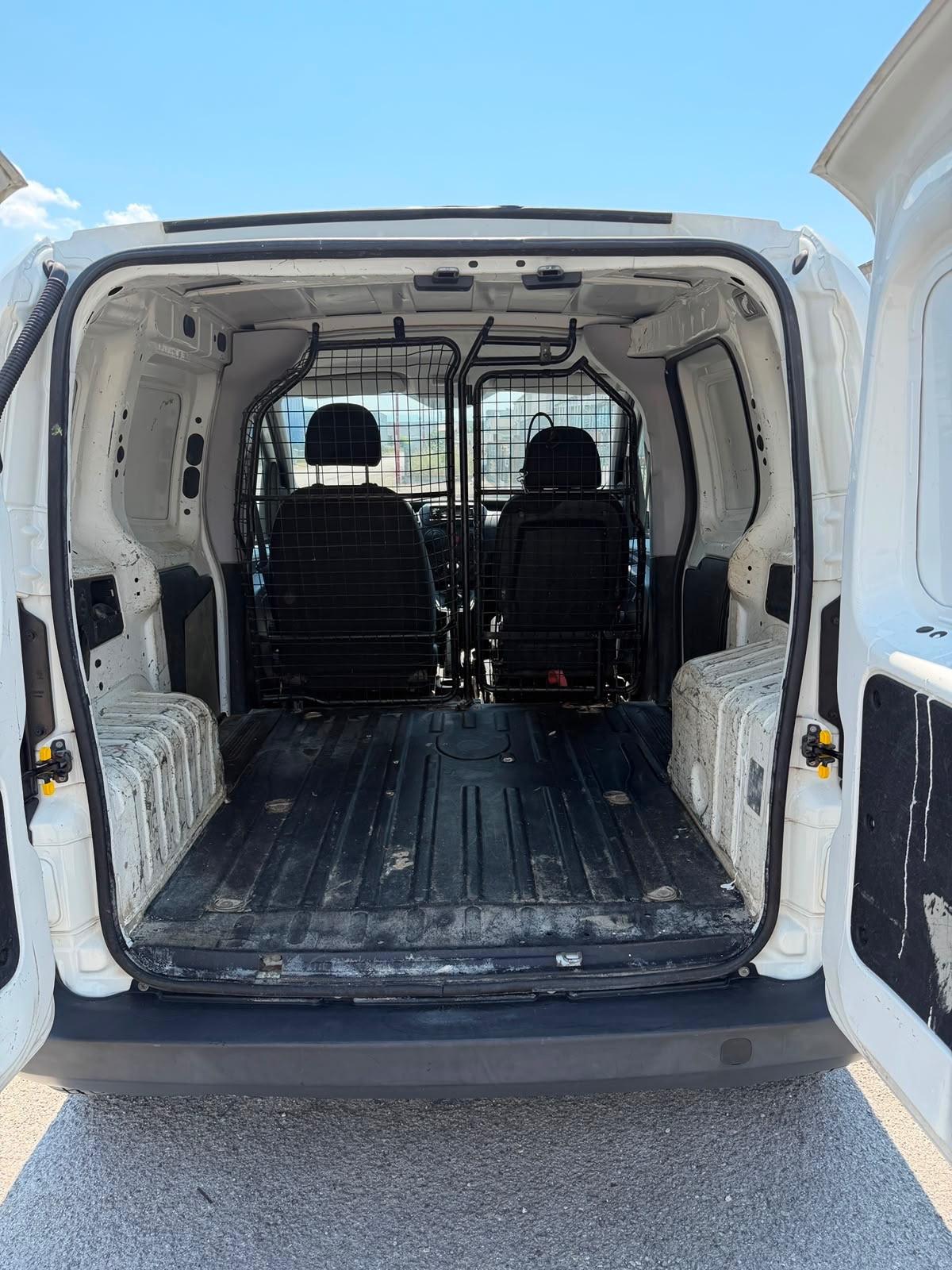 Fiat Fiorino MJT Furgone Adventure