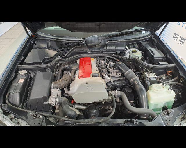 MERCEDES-BENZ E 200 k Elegance
