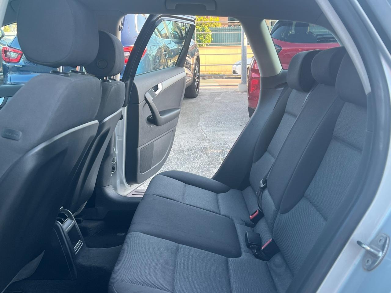 Audi A3 SPB 1.6 TDI 105 CV CR Ambiente