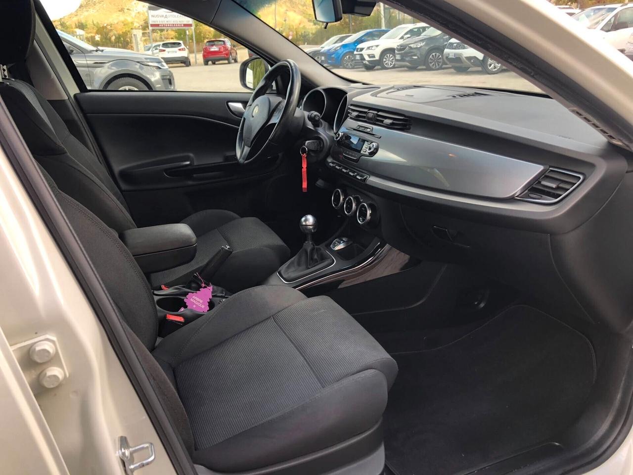 Alfa Romeo Giulietta 1.6 JTDm-2 105 CV Distinctive 2013