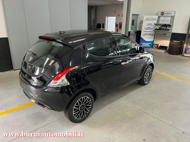 LANCIA Ypsilon 1.0 Hybrid Platino PREZZO VERO