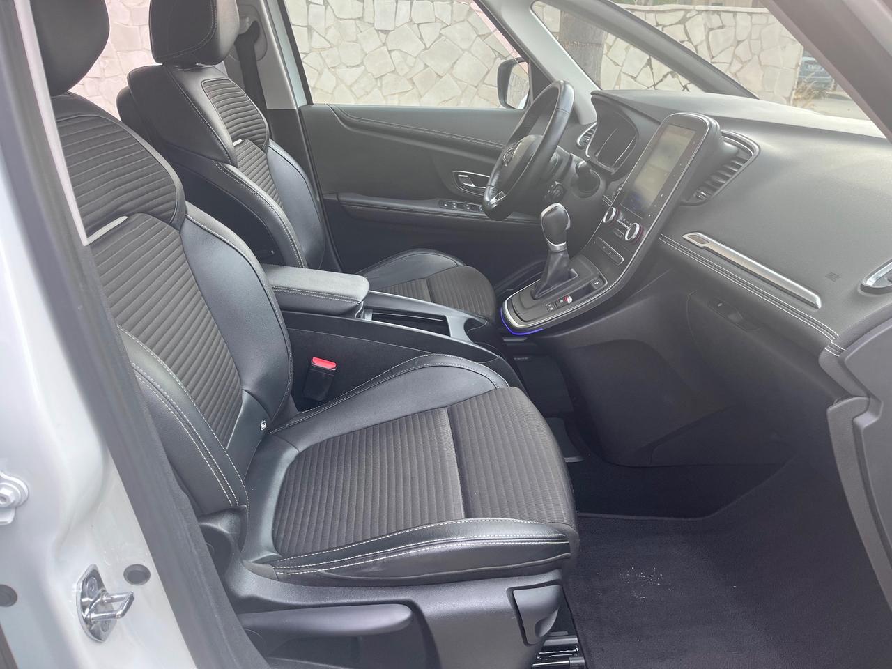 Renault Grand Scenic dCi 8V 110 CV EDC Energy Intens